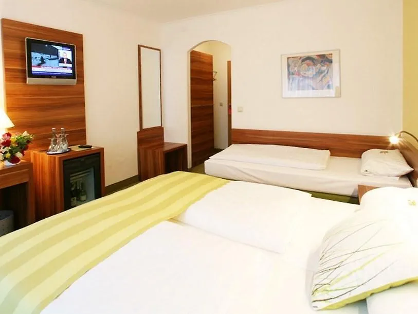 Hotel Wallis Mnichov 3*,  Německo